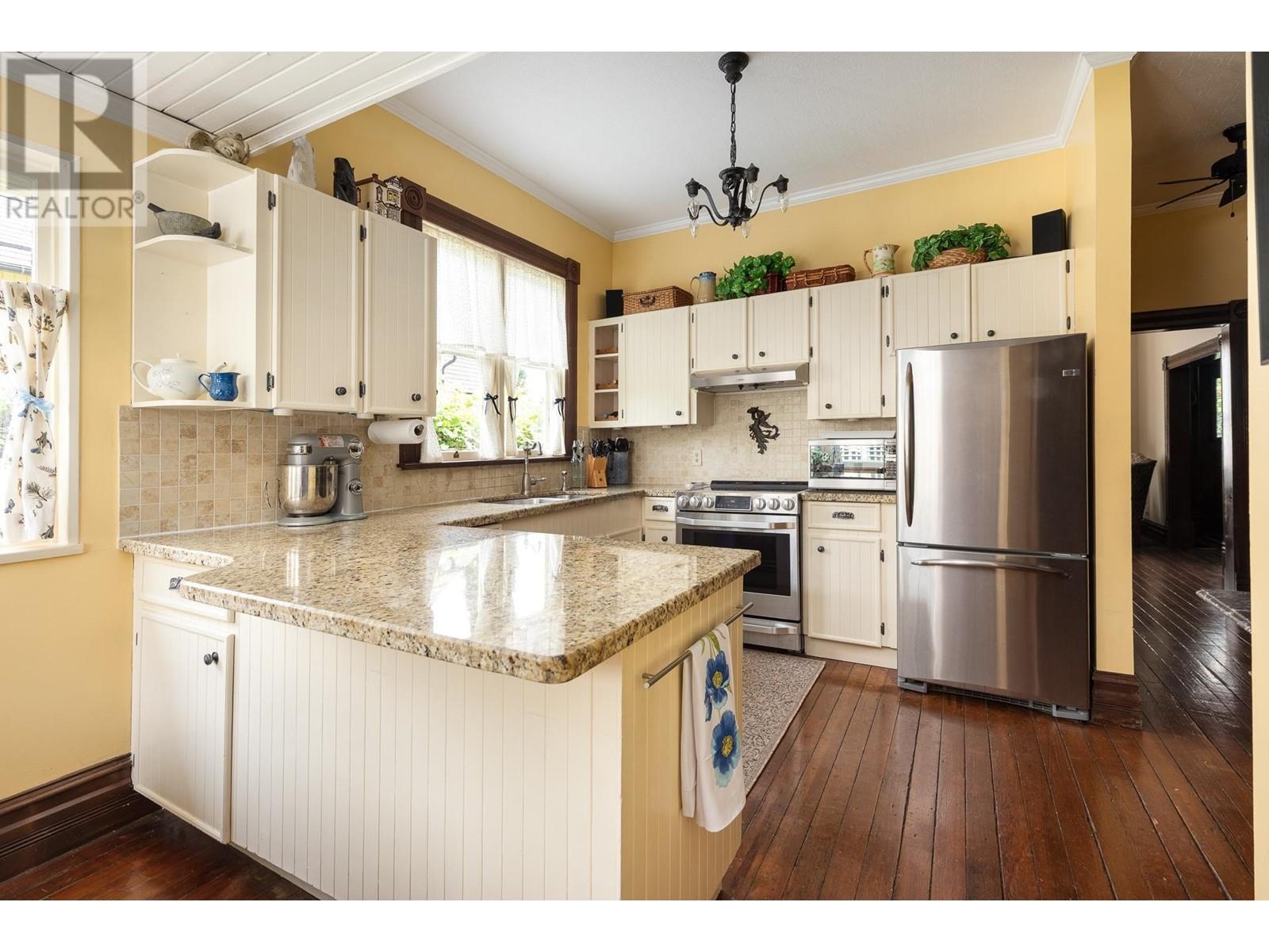 335 Fourth Street, New Westminster, British Columbia  V3L 2V3 - Photo 10 - R3011202