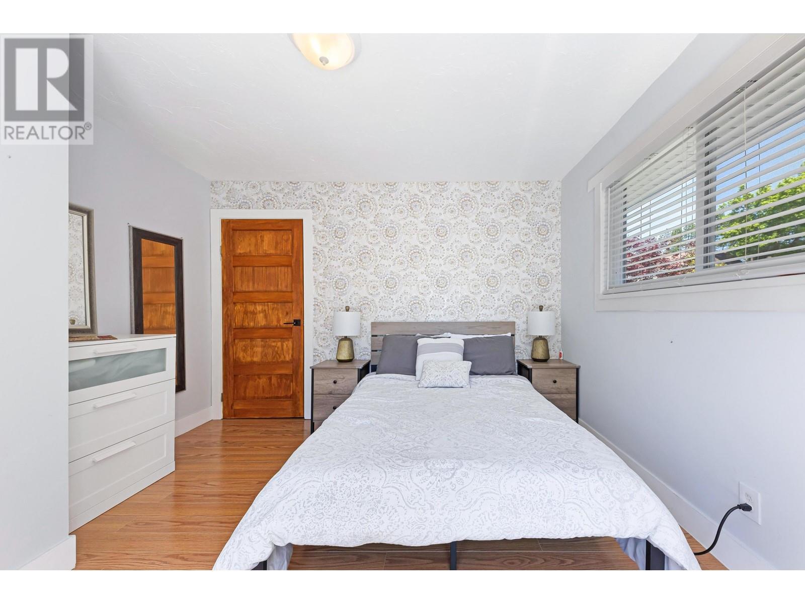 3849 Richmond Street, Port Coquitlam, British Columbia  V3B 3E9 - Photo 15 - R3011081