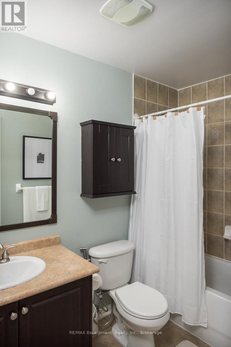 11 - 620 Ferguson Drive, Milton, Ontario  L9T 0M7 - Photo 18 - W12195901