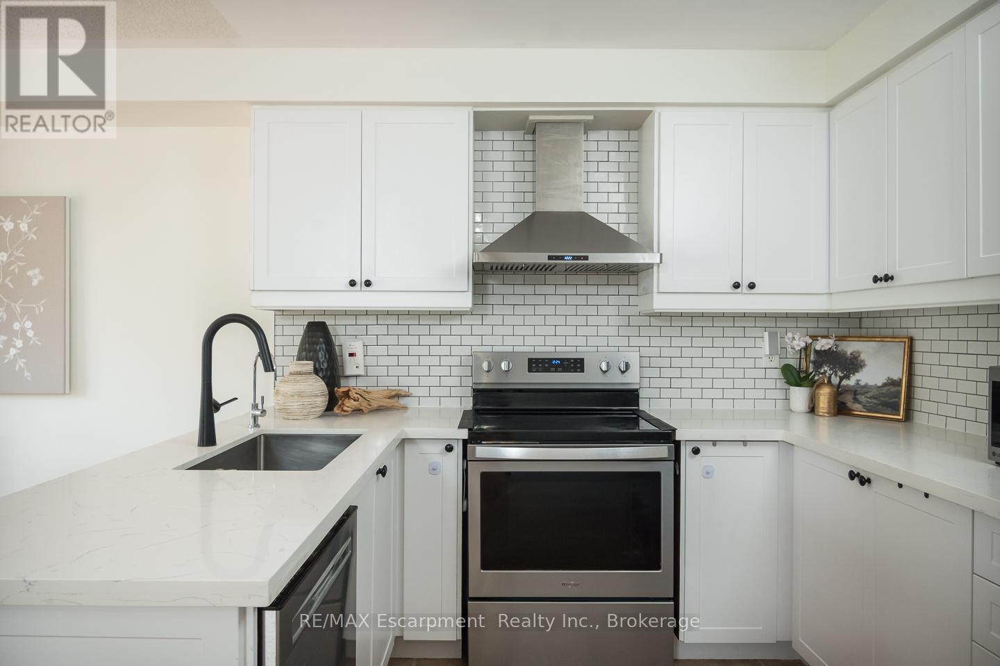 11 - 620 Ferguson Drive, Milton, Ontario  L9T 0M7 - Photo 9 - W12195901