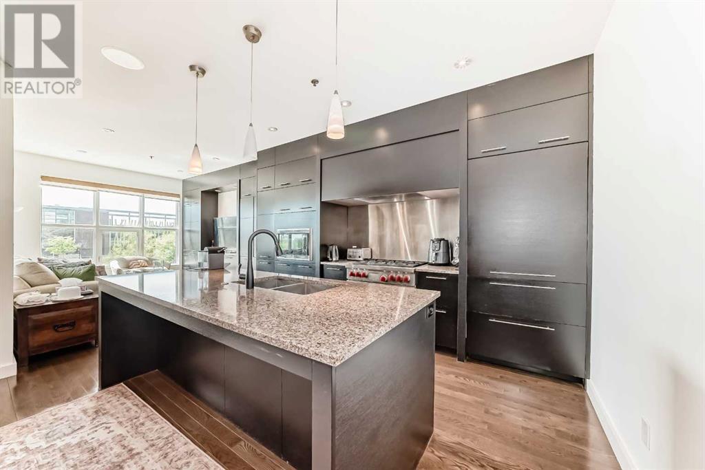 Property at 606 Aspen Meadows Hill SW image 4