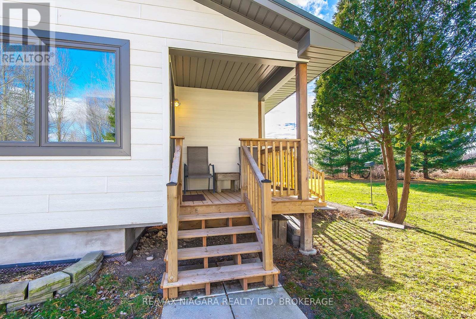 51480 Hewitt Road, Wainfleet, Ontario  L3B 5N6 - Photo 4 - X12195891