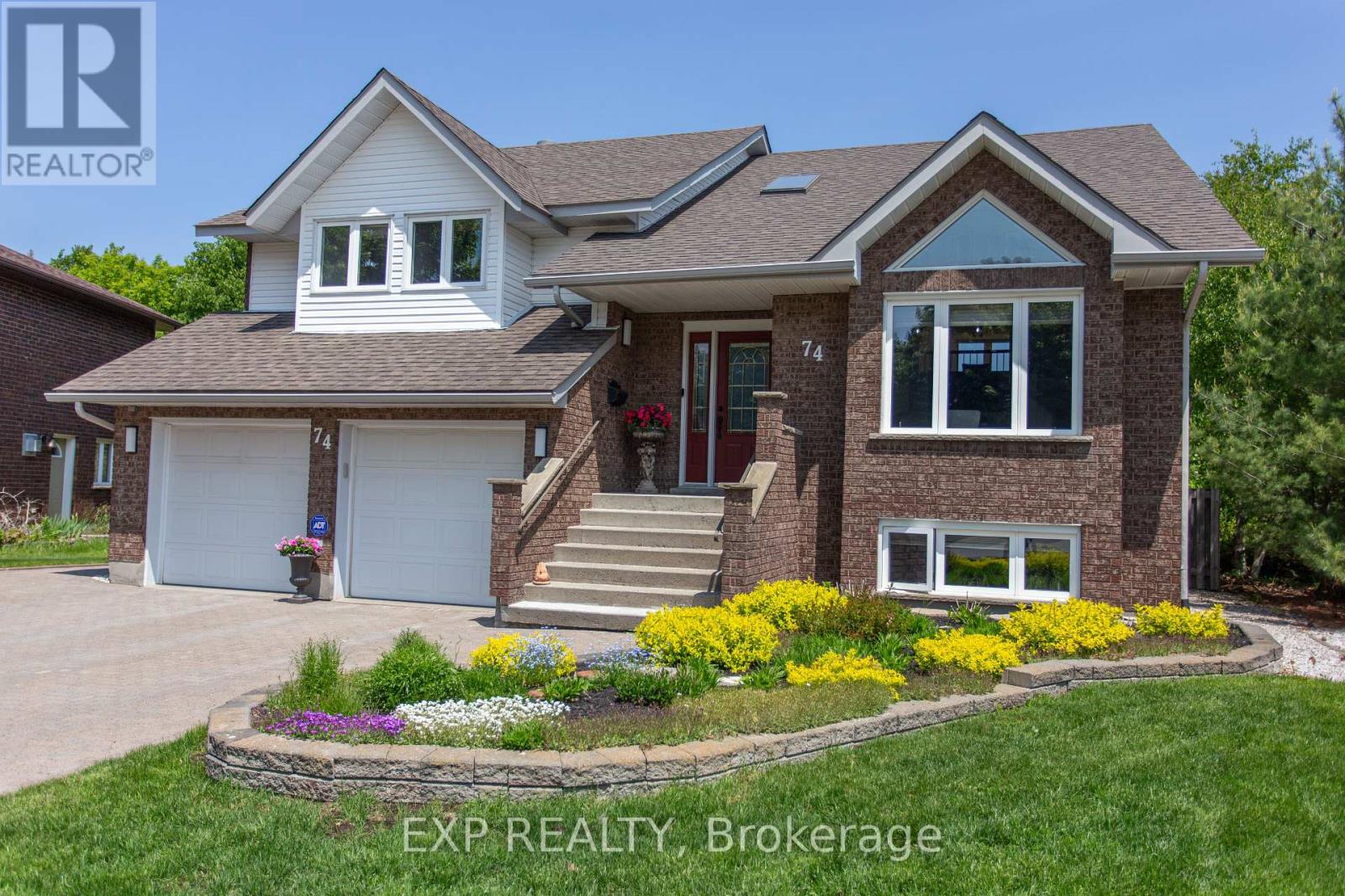 74 Crater Crescent, Greater Sudbury, Ontario  P3E 5Y6 - Photo 3 - X12195966