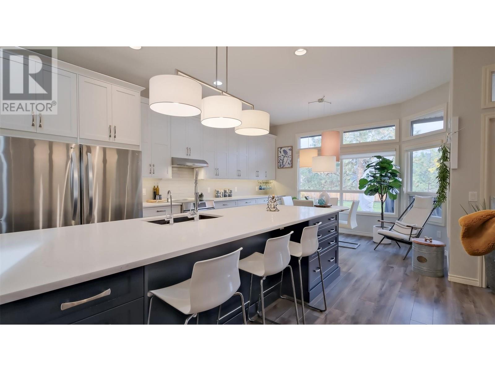 3869 Gallaghers Parkway, Kelowna, British Columbia  V1W 3Z8 - Photo 12 - 10350827