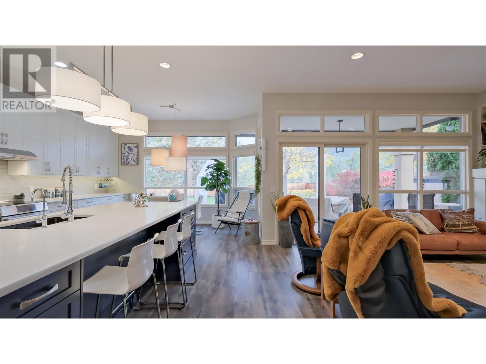 3869 Gallaghers Parkway, Kelowna, British Columbia  V1W 3Z8 - Photo 16 - 10350827