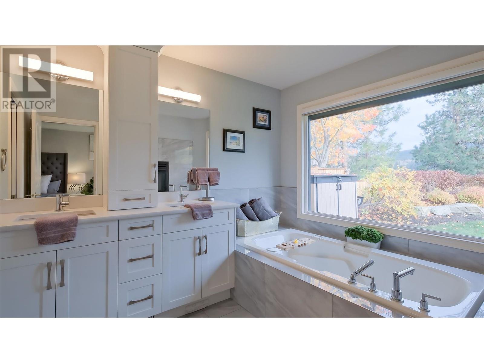 3869 Gallaghers Parkway, Kelowna, British Columbia  V1W 3Z8 - Photo 25 - 10350827