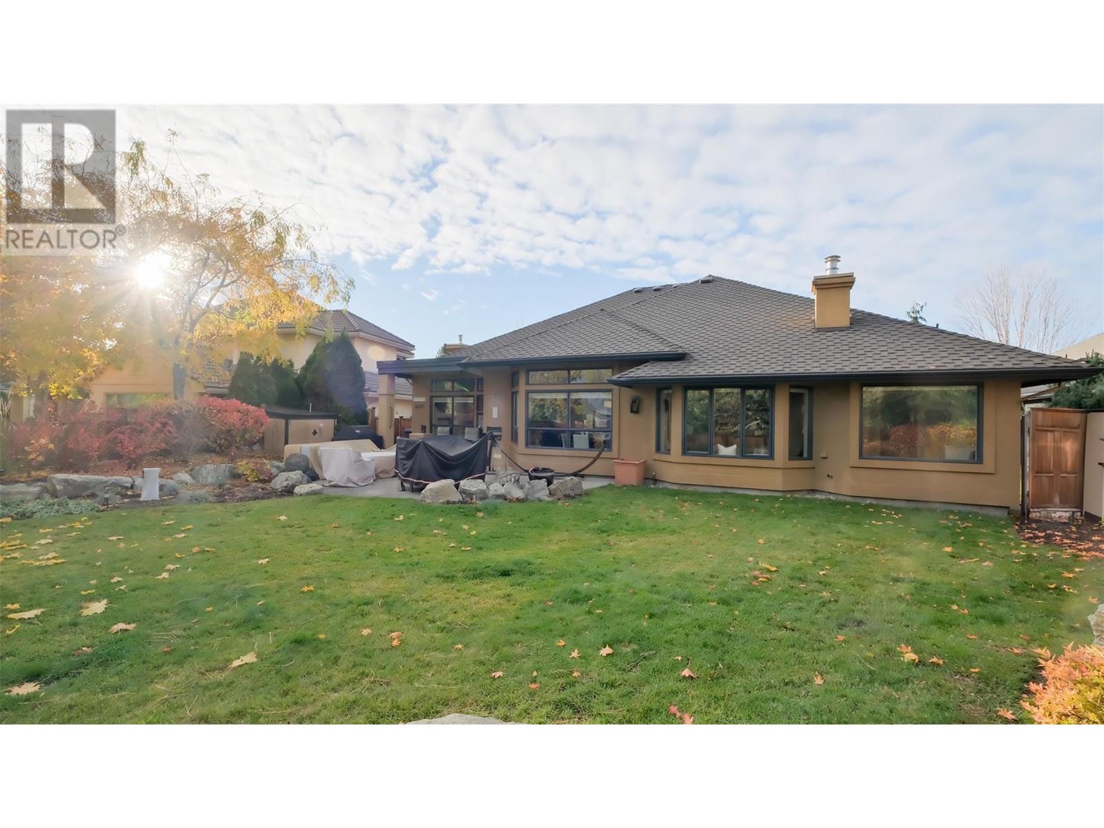 3869 Gallaghers Parkway, Kelowna, British Columbia  V1W 3Z8 - Photo 43 - 10350827