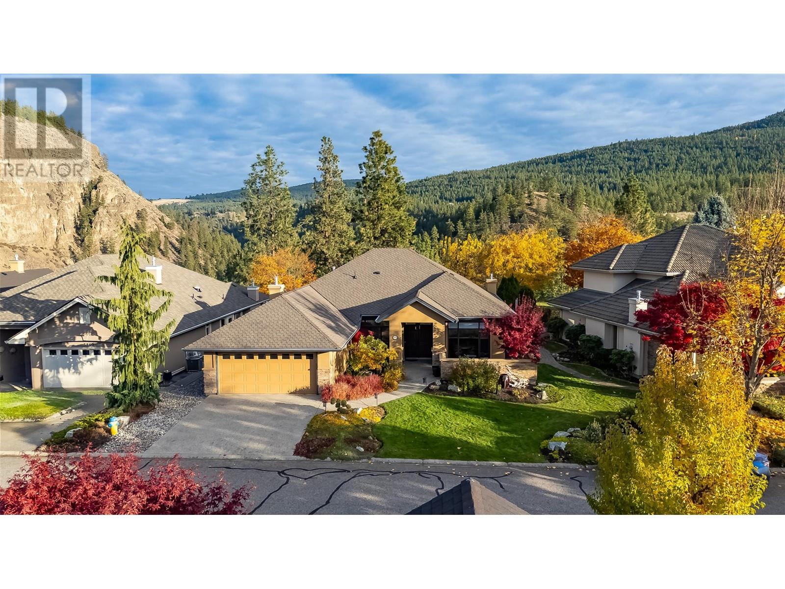 3869 Gallaghers Parkway, Kelowna, British Columbia  V1W 3Z8 - Photo 2 - 10350827