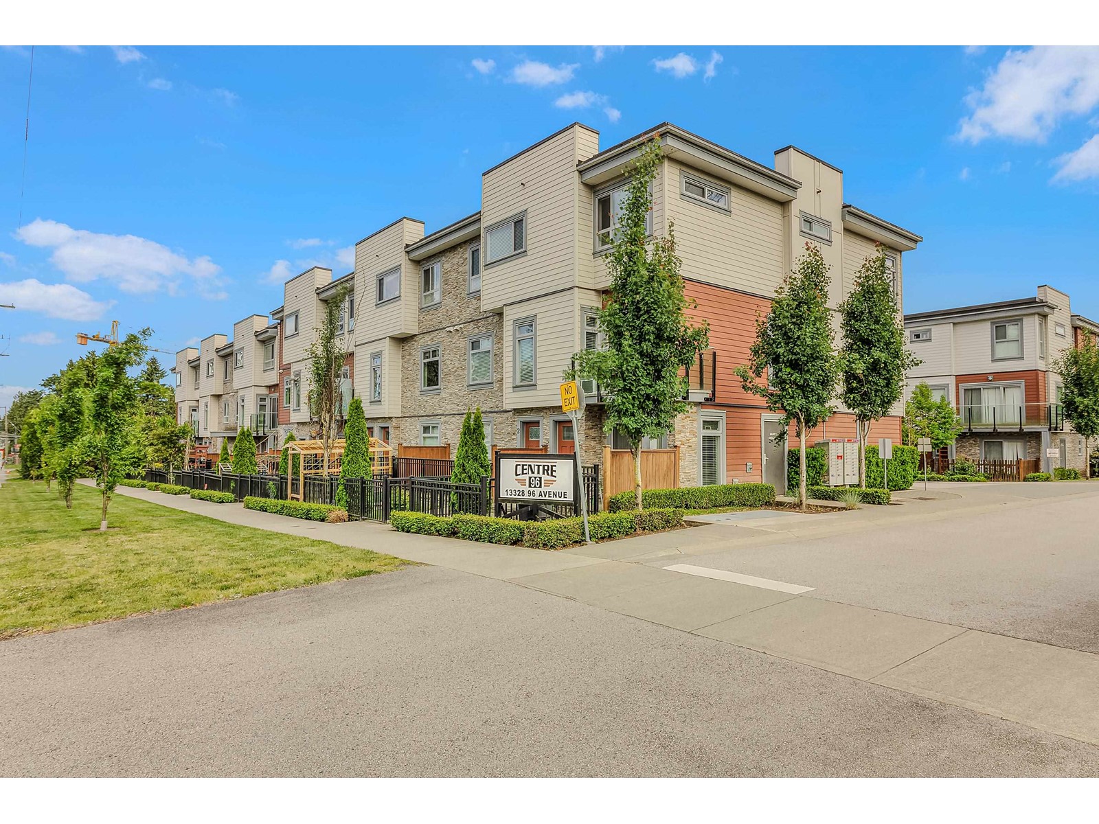 1 13328 96 Avenue, Surrey, British Columbia  V3V 1Y4 - Photo 4 - R3010336