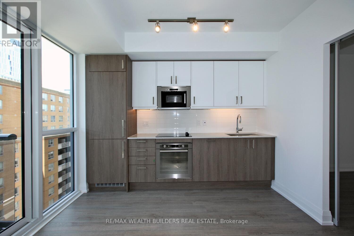 1005 - 77 Mutual Street, Toronto, Ontario  M5B 2A9 - Photo 13 - C12195756