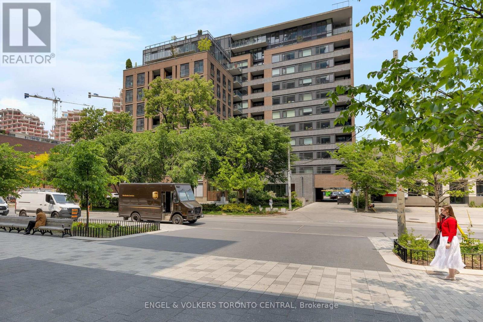 1001 - 400 Wellington Street W, Toronto (Waterfront Communities), Ontario  M5J 2N7 - Photo 3 - C12195772