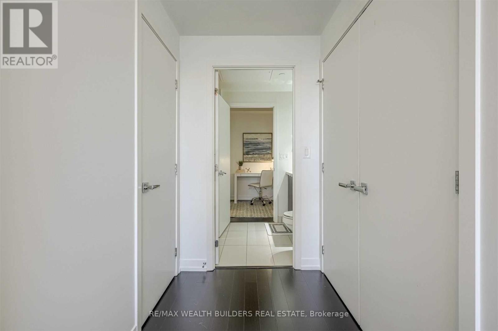 2704 - 21 Widmer Street, Toronto, Ontario  M5V 2E8 - Photo 13 - C12195781