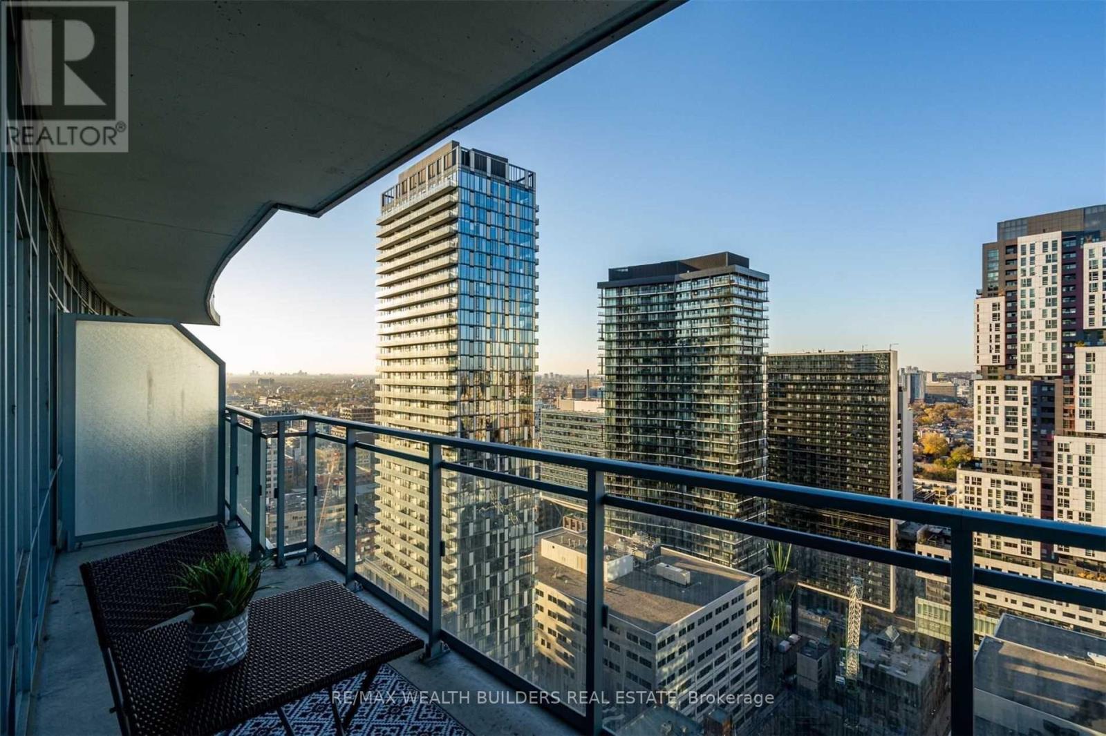 2704 - 21 Widmer Street, Toronto, Ontario  M5V 2E8 - Photo 21 - C12195781