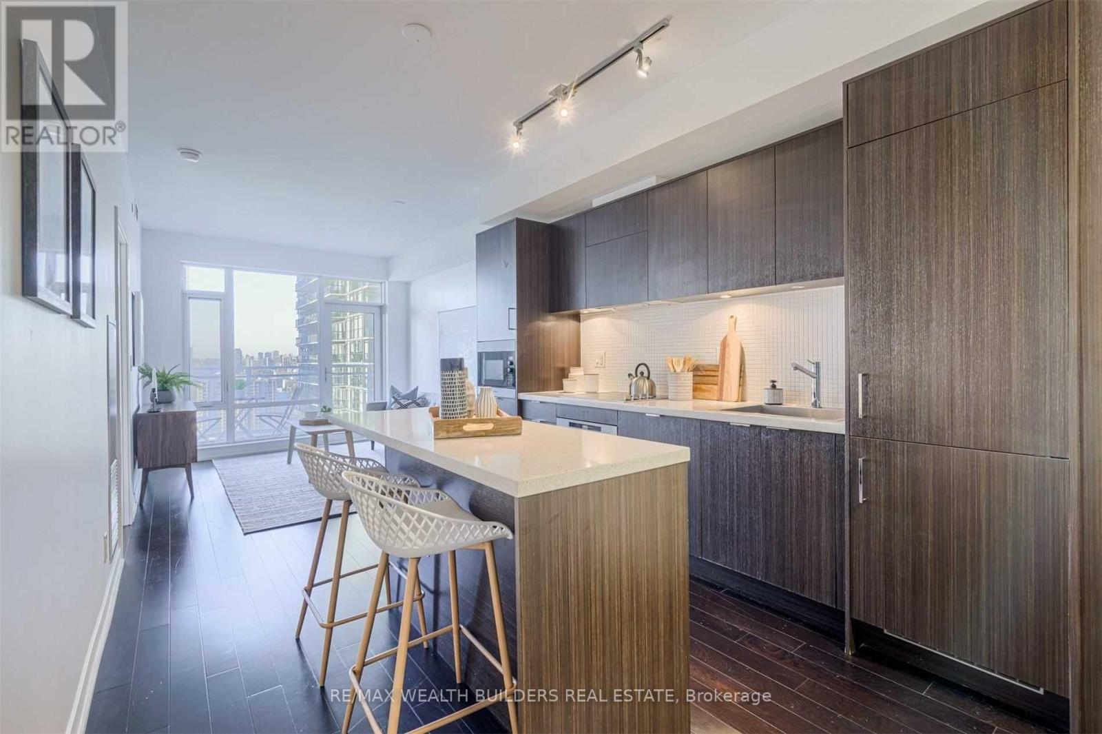 2704 - 21 Widmer Street, Toronto, Ontario  M5V 2E8 - Photo 7 - C12195781