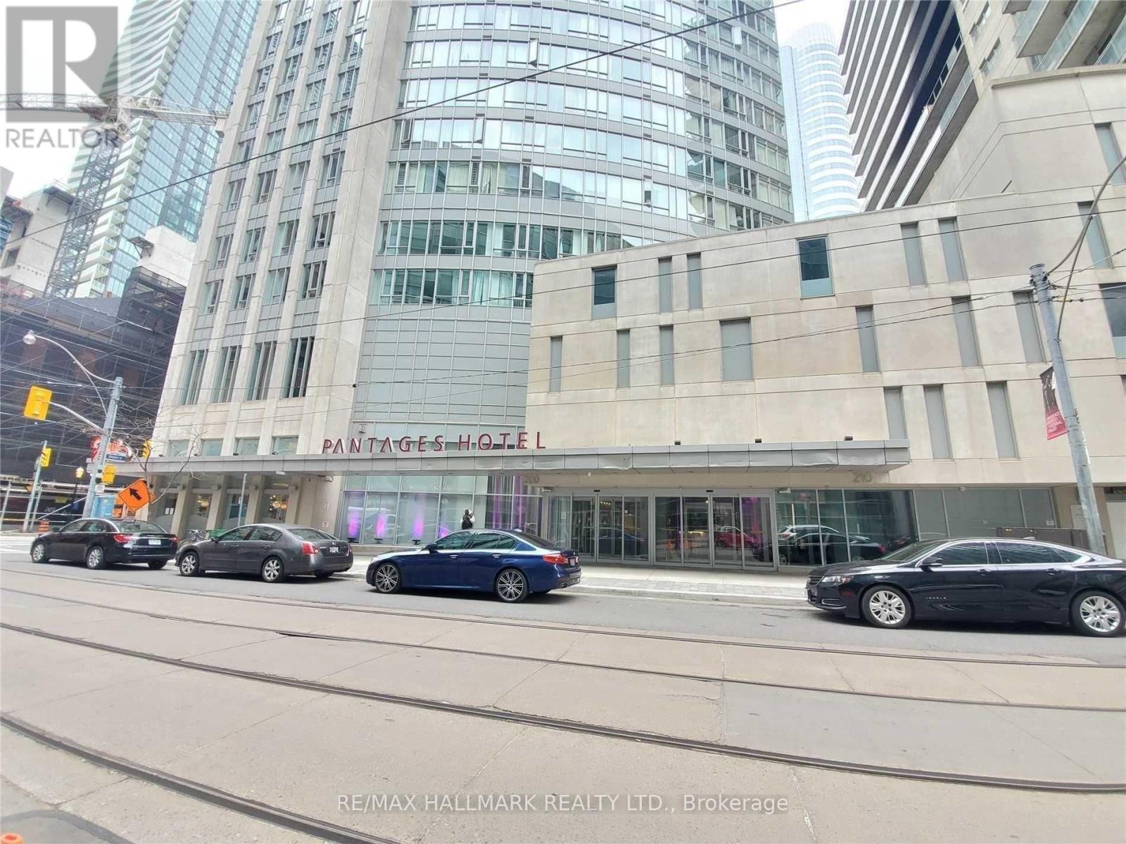 1305 - 200 Victoria Street, Toronto (Church-Yonge Corridor), Ontario  M5B 1V8 - Photo 1 - C12195820