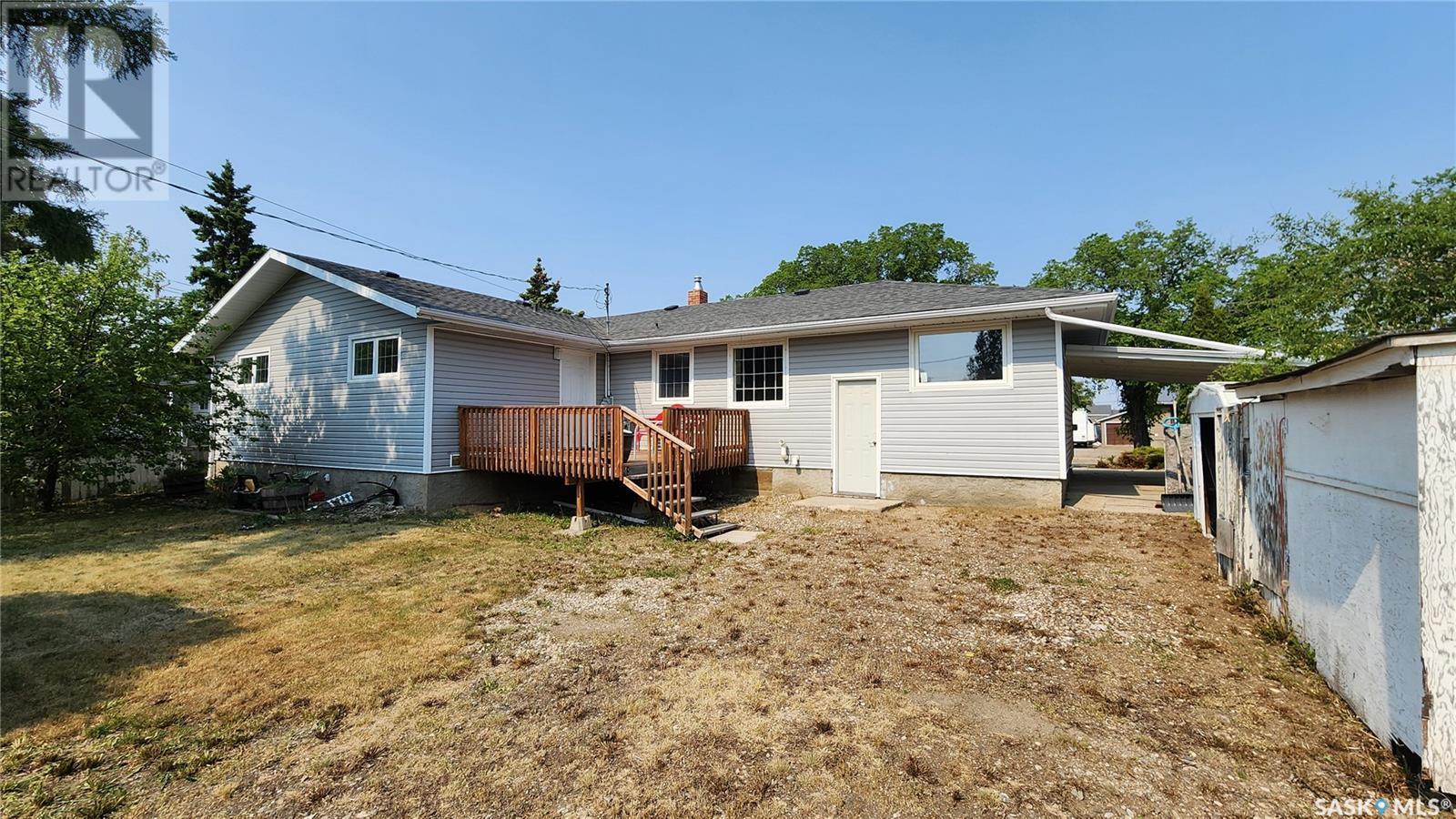 208 4th Street W, Wilkie, Saskatchewan  S0M 4W0 - Photo 20 - SK002413