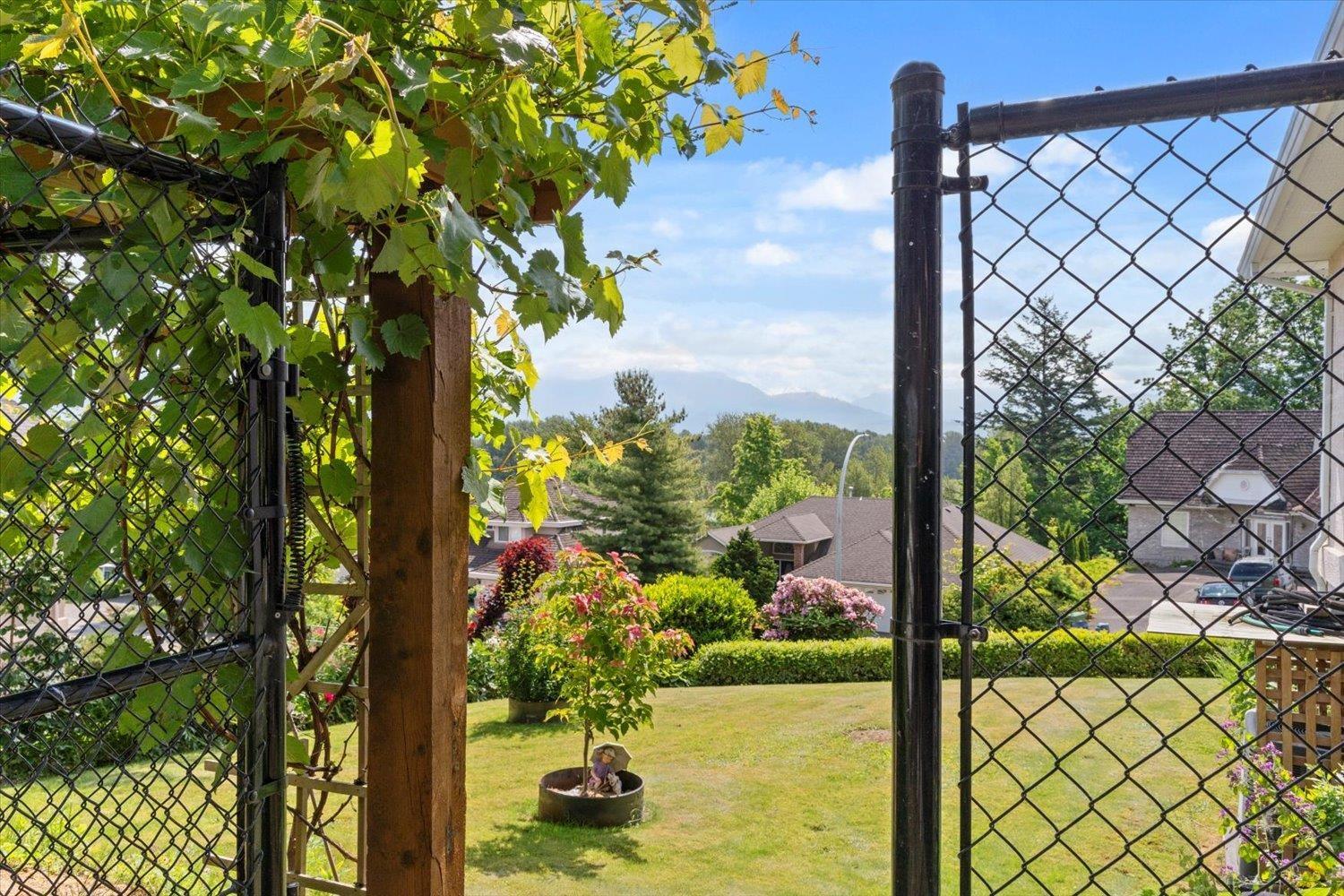 8657 Sunburst Place, Chilliwack Mountain, Chilliwack, British Columbia  V2R 3J1 - Photo 30 - R3008021