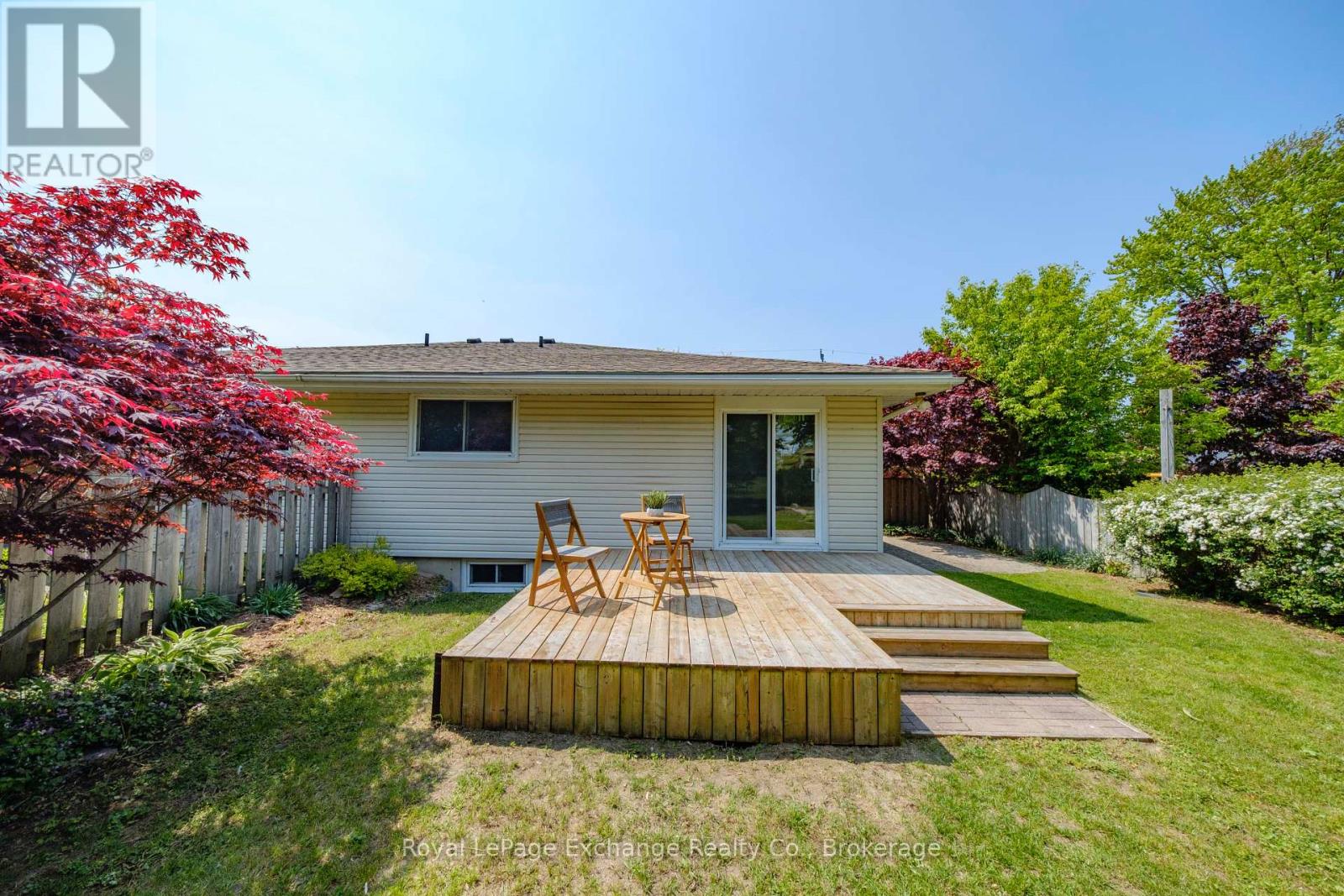 287 Queen Street, Kincardine, Ontario  N2Z 2R6 - Photo 19 - X12196006