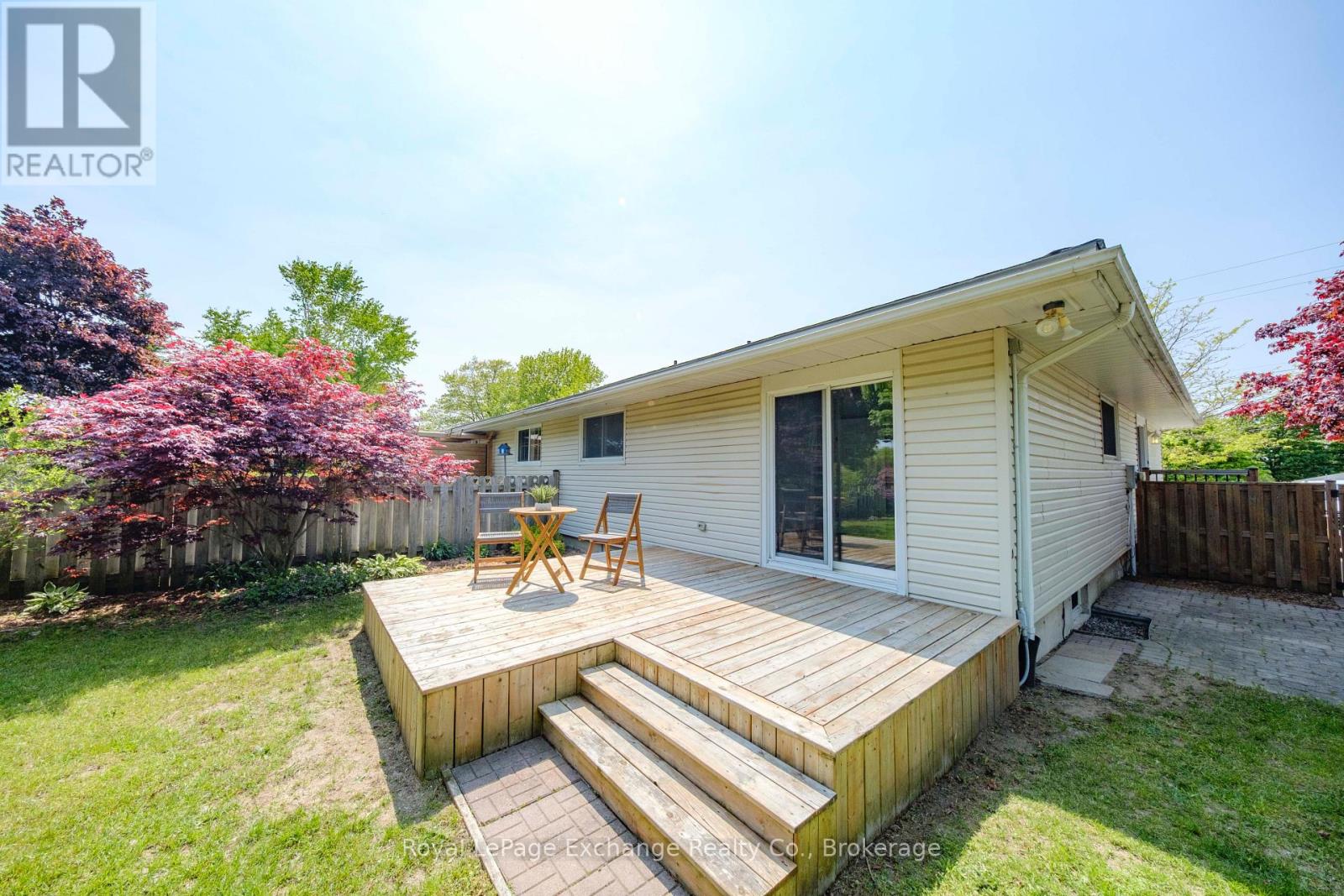 287 Queen Street, Kincardine, Ontario  N2Z 2R6 - Photo 21 - X12196006