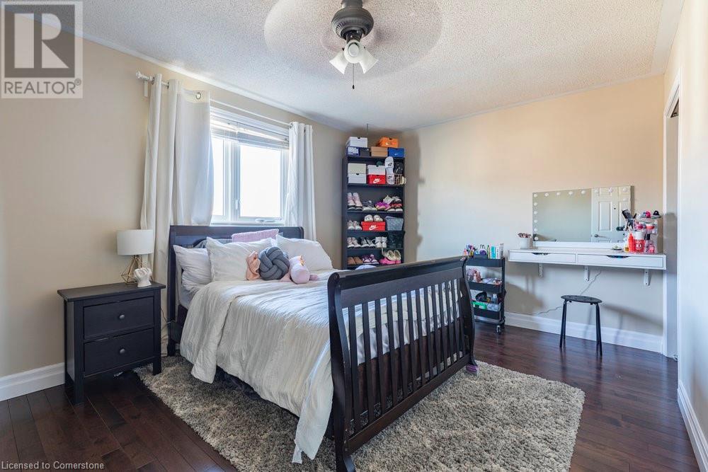 2456 Overton Drive, Burlington, Ontario  L7P 4B5 - Photo 22 - 40737341
