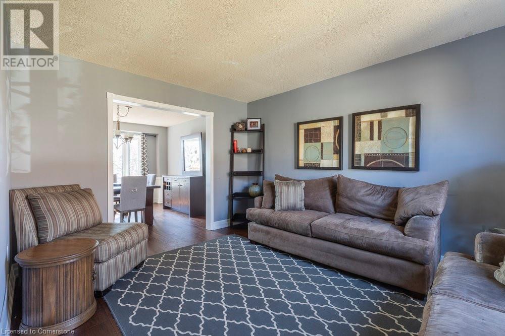 2456 Overton Drive, Burlington, Ontario  L7P 4B5 - Photo 8 - 40737341