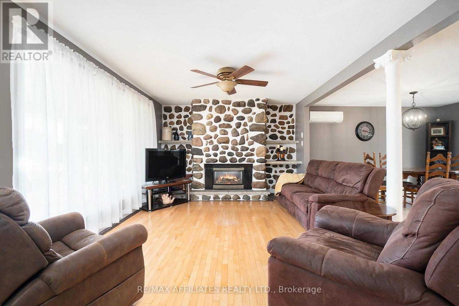 751 Laval Street, Casselman, Ontario  K0A 1M0 - Photo 6 - X12196011
