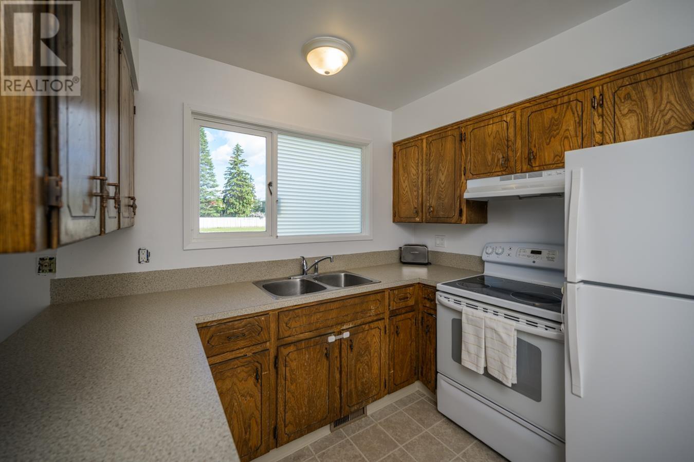 2552 Byng Avenue, Prince George, British Columbia  V2N 1E6 - Photo 10 - R3011292