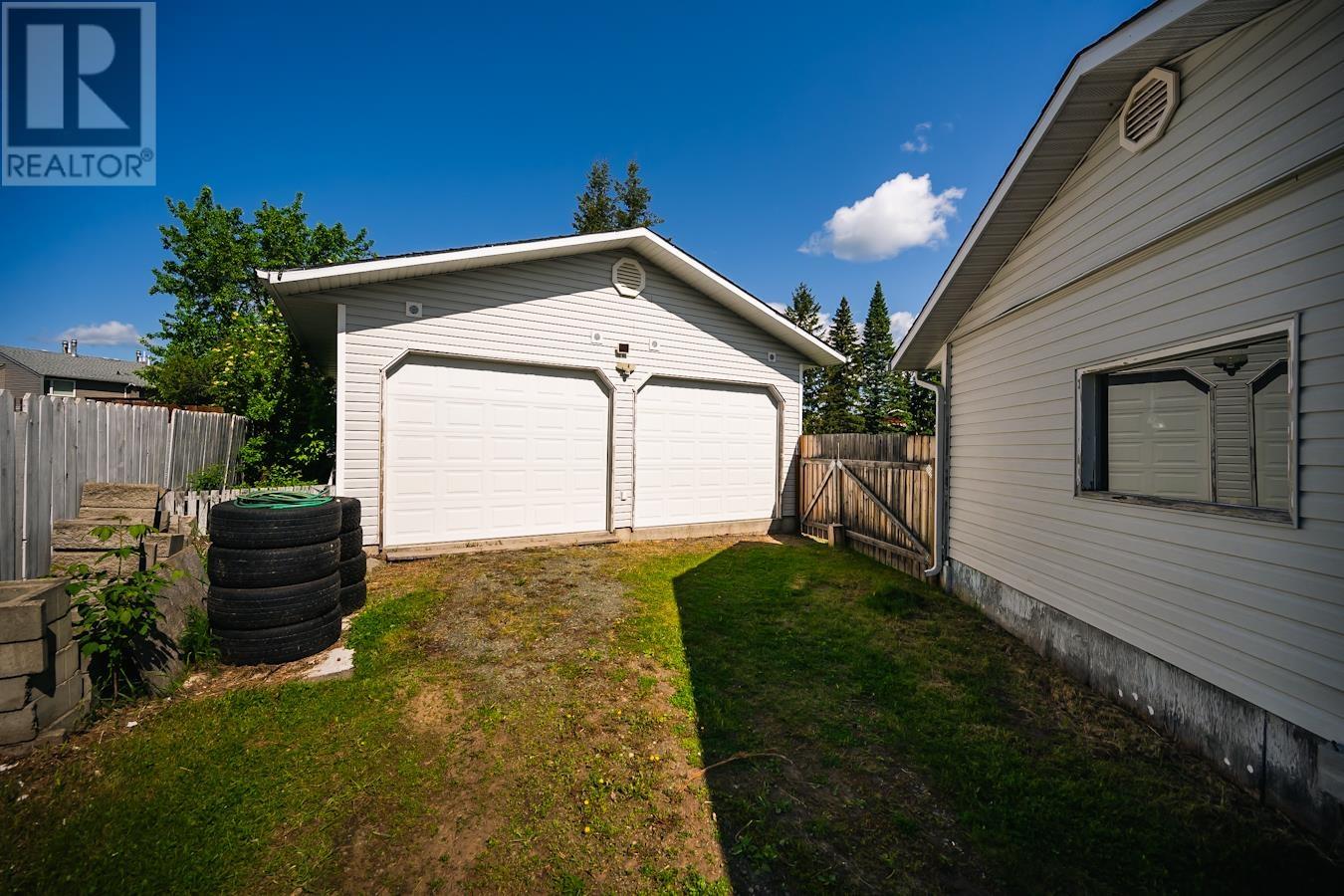 2552 Byng Avenue, Prince George, British Columbia  V2N 1E6 - Photo 31 - R3011292