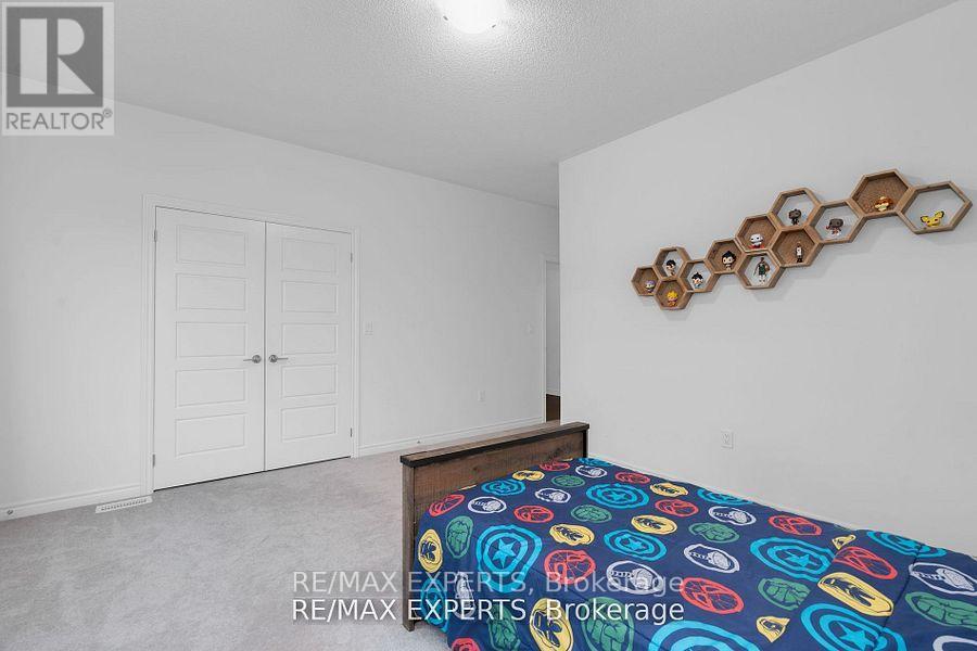 36 Shepherd Drive, Barrie, Ontario  L9J 0P3 - Photo 24 - S12195759