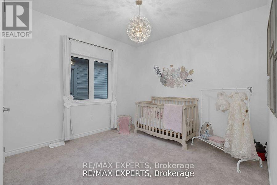 36 Shepherd Drive, Barrie, Ontario  L9J 0P3 - Photo 27 - S12195759