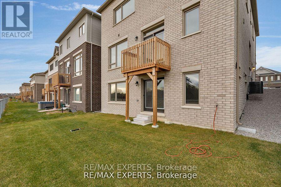 36 Shepherd Drive, Barrie, Ontario  L9J 0P3 - Photo 39 - S12195759