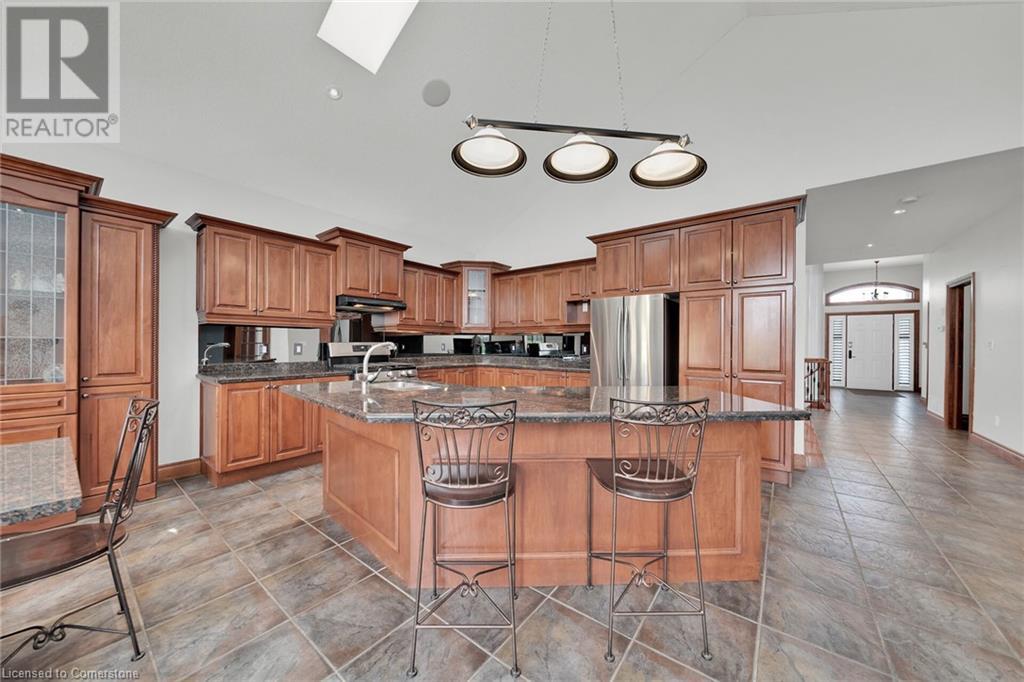 117 Christopher Drive, Hamilton, Ontario  L9B 1G6 - Photo 8 - 40737506