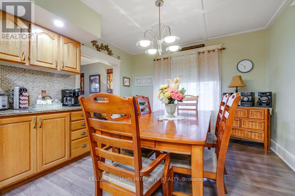 217 First St E Street, Cornwall, Ontario  K6H 1K9 - Photo 9 - X12037539