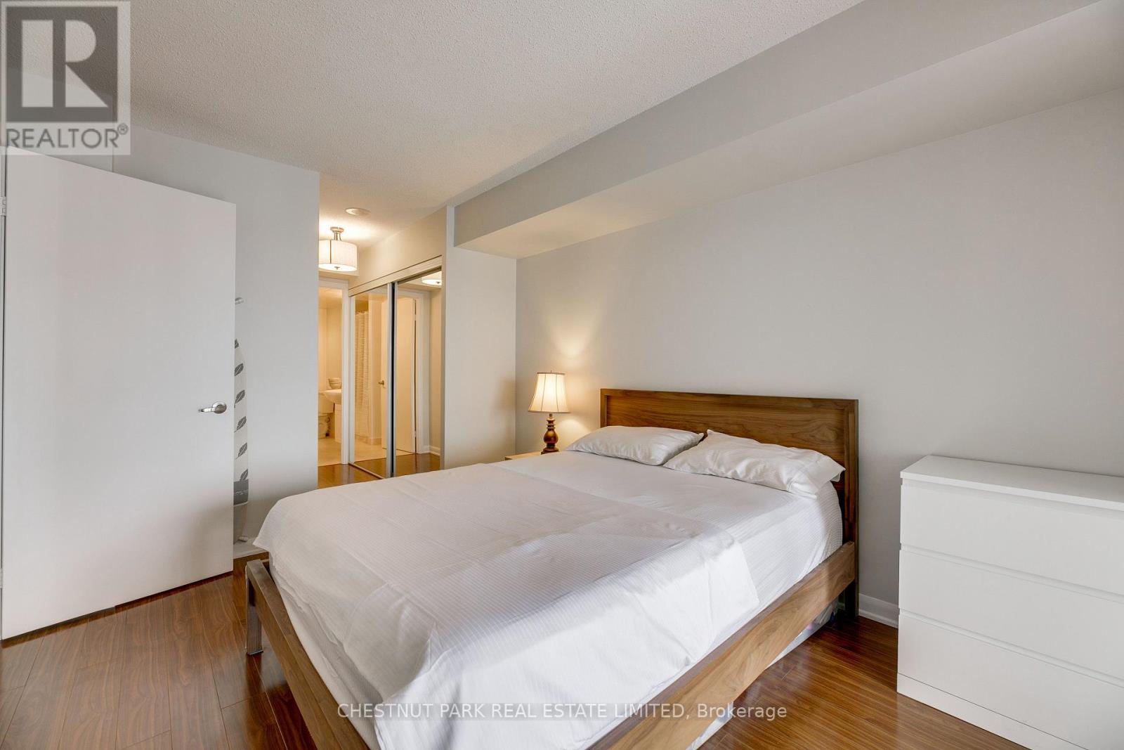 3003 - 210 Victoria Street, Toronto, Ontario  M5B 2R3 - Photo 13 - C12195902