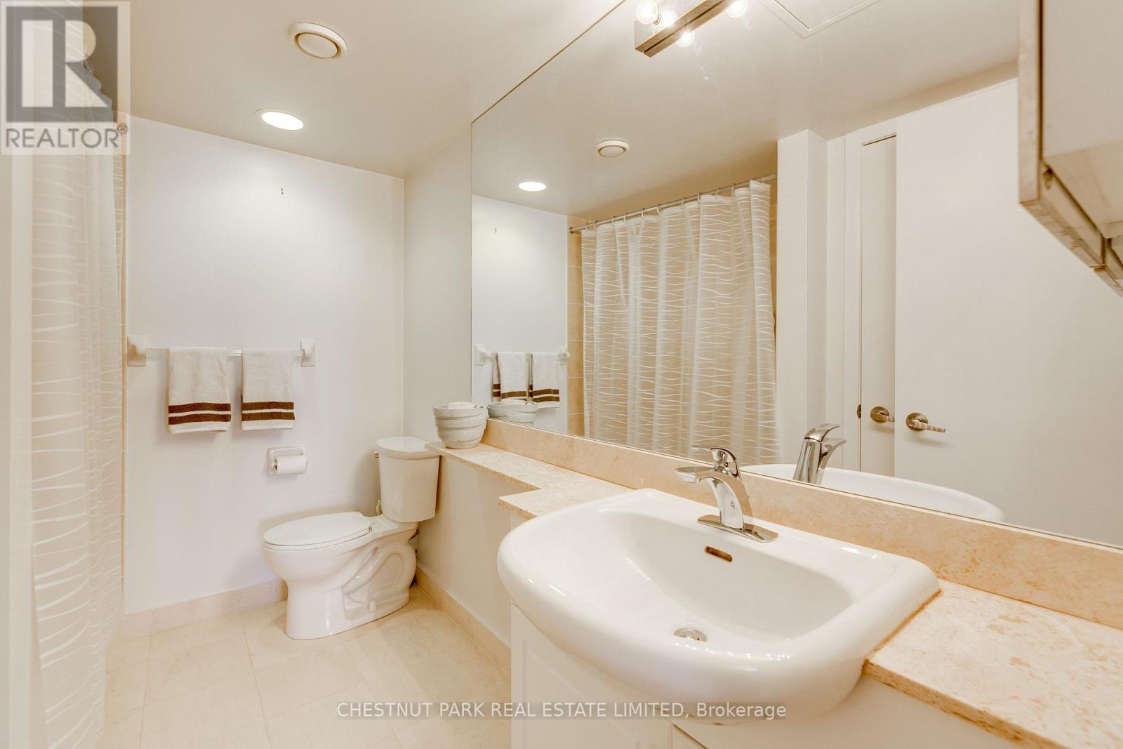 3003 - 210 Victoria Street, Toronto, Ontario  M5B 2R3 - Photo 14 - C12195902
