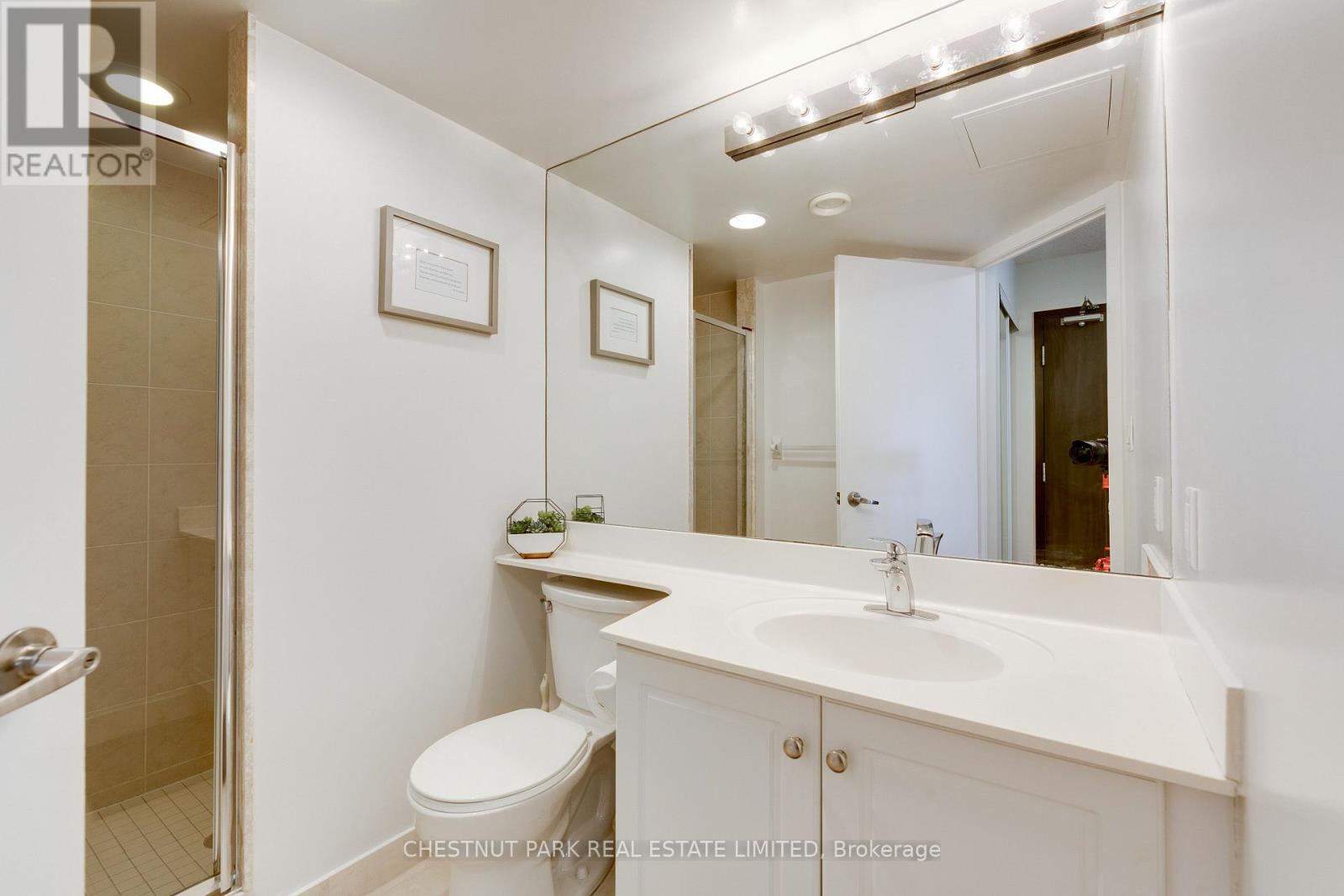 3003 - 210 Victoria Street, Toronto, Ontario  M5B 2R3 - Photo 19 - C12195902