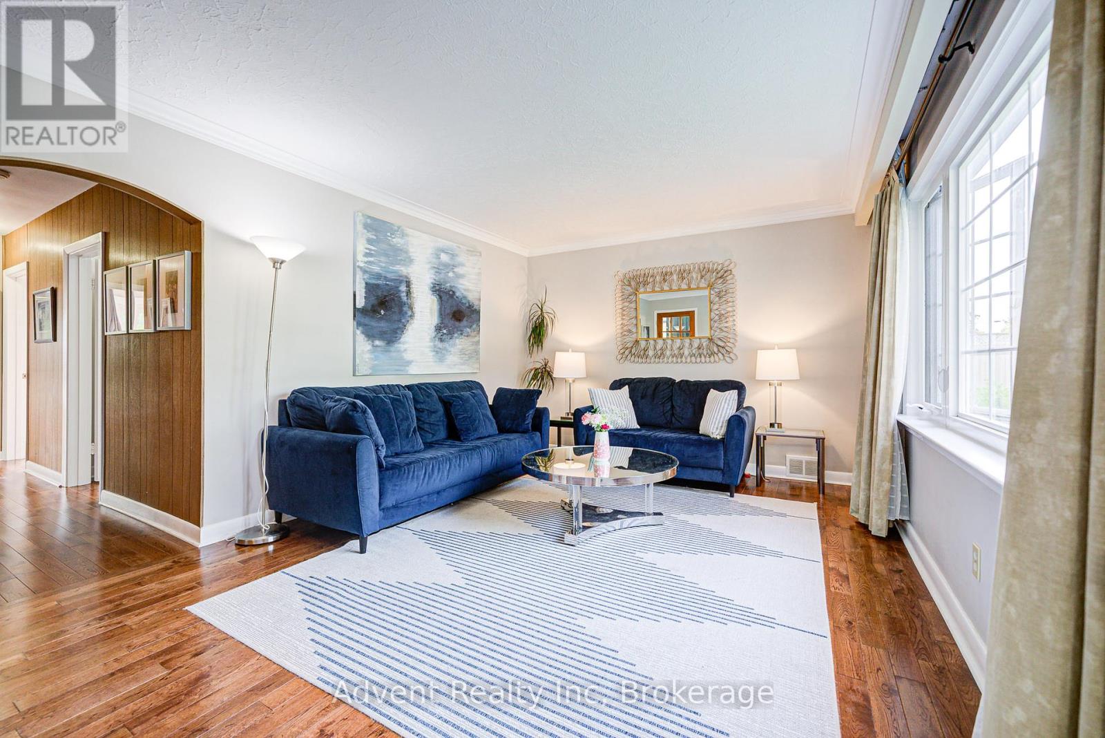 223 WILLOWDALE AVENUE, Toronto, Ontario