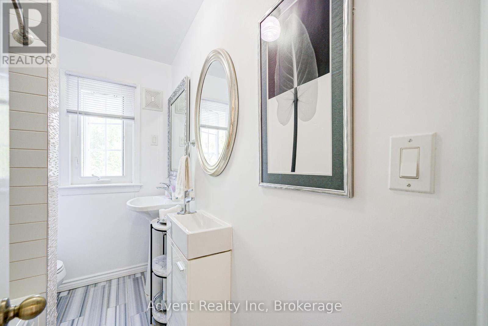 223 Willowdale Avenue, Toronto, Ontario  M2N 4Z4 - Photo 17 - C12195908
