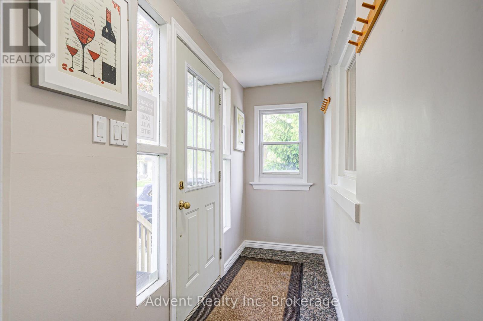 223 Willowdale Avenue, Toronto (Willowdale East), Ontario  M2N 4Z4 - Photo 2 - C12195908