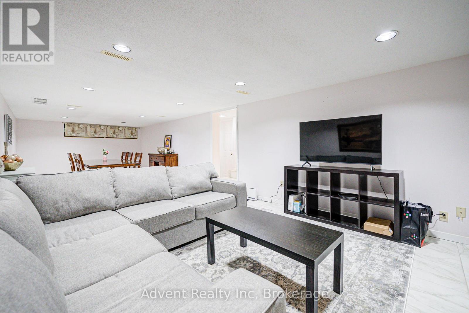 223 Willowdale Avenue, Toronto, Ontario  M2N 4Z4 - Photo 28 - C12195908