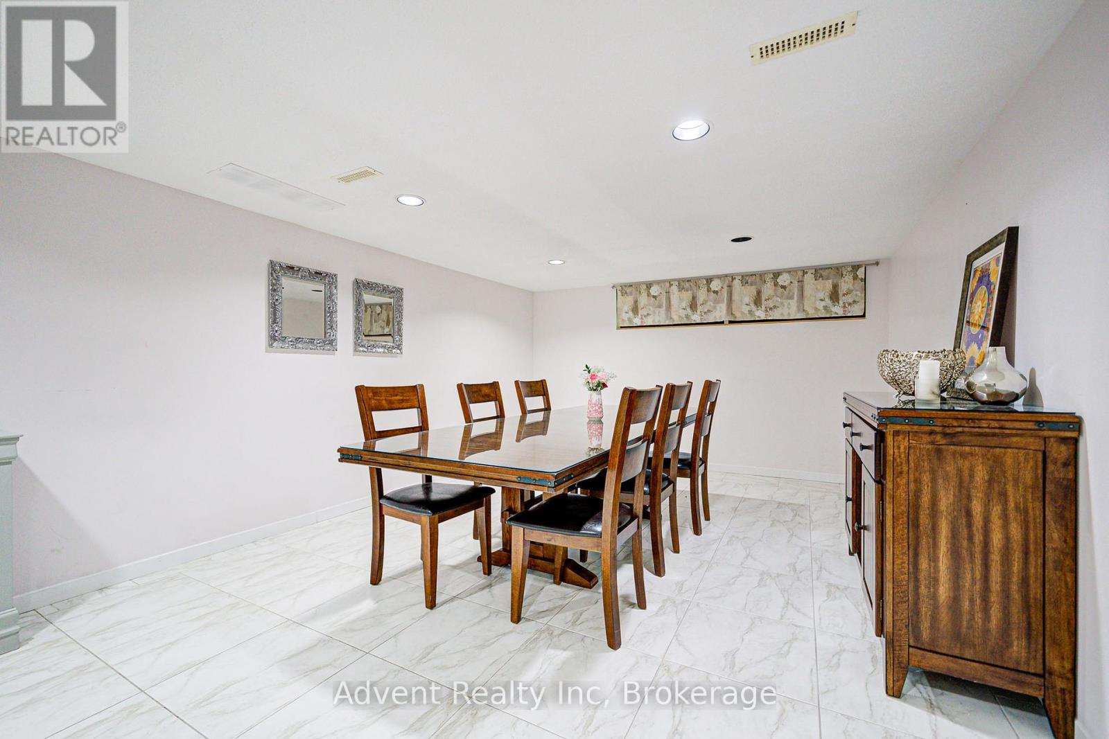 223 Willowdale Avenue, Toronto (Willowdale East), Ontario  M2N 4Z4 - Photo 29 - C12195908
