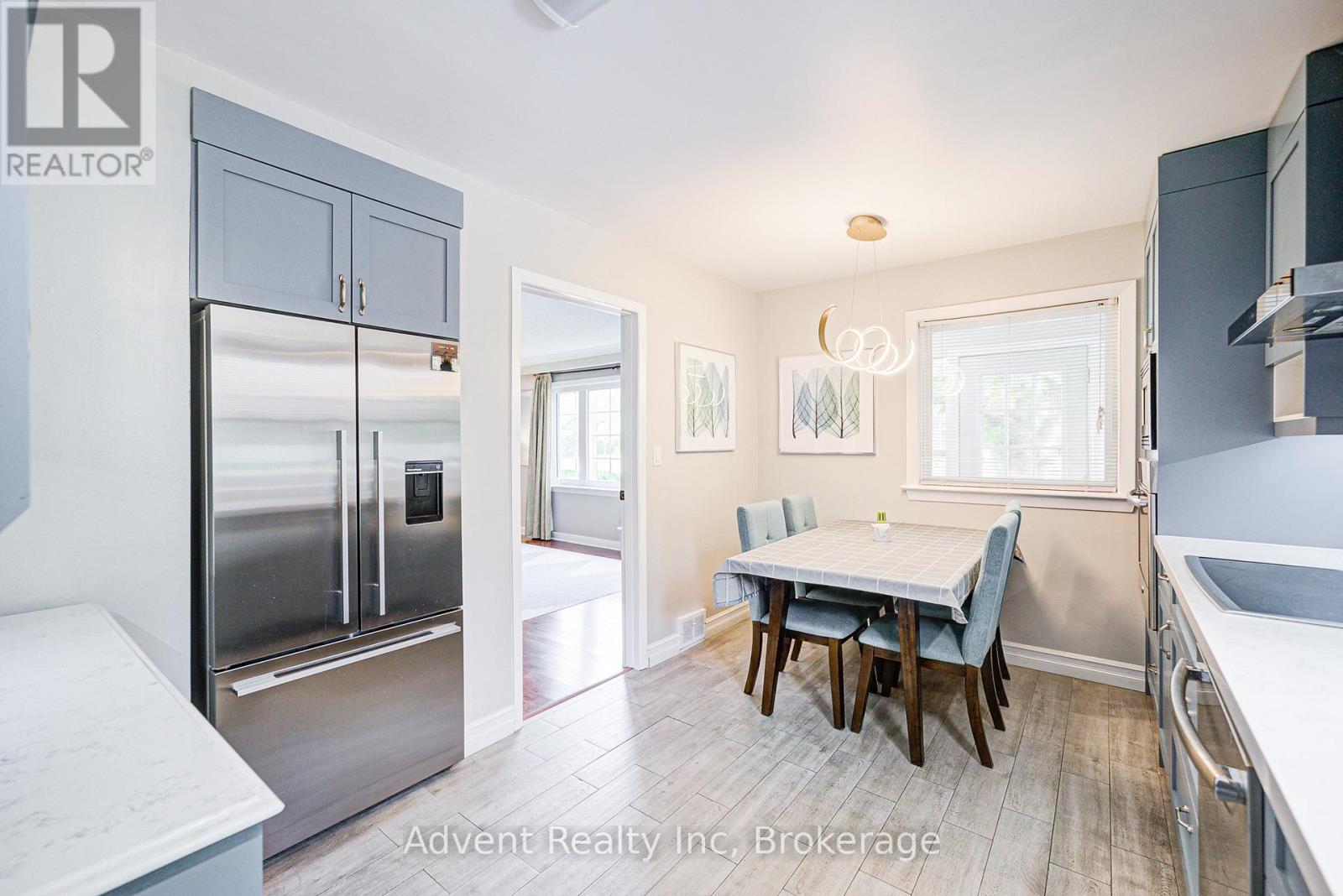 223 Willowdale Avenue, Toronto (Willowdale East), Ontario  M2N 4Z4 - Photo 9 - C12195908
