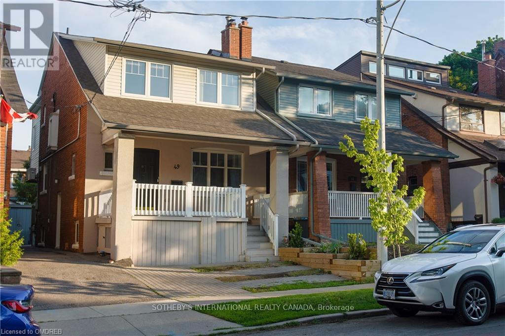 49 Hillsdale Avenue W, Toronto (Yonge-Eglinton), Ontario  M5P 1E9 - Photo 2 - C12195963