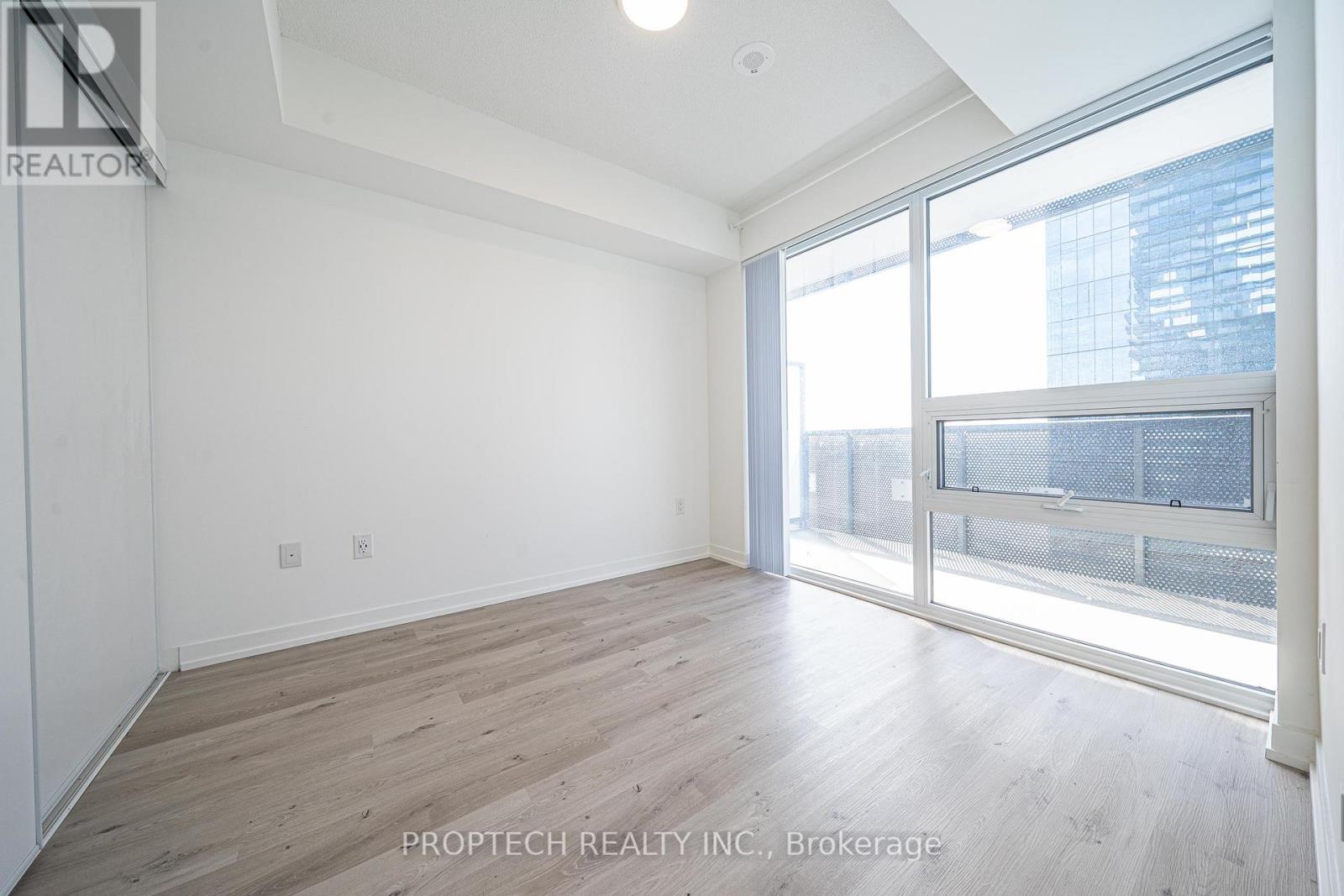 3009 - 138 Downes Street, Toronto, Ontario  M5E 0E4 - Photo 8 - C12196012