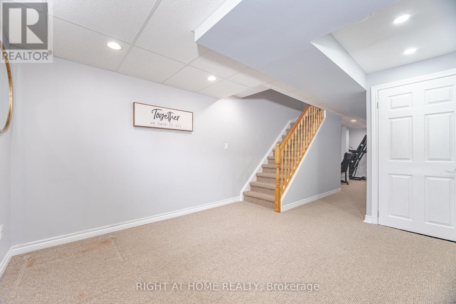 24 Bradley Drive, Halton Hills, Ontario  L7G 6B5 - Photo 33 - W12195786