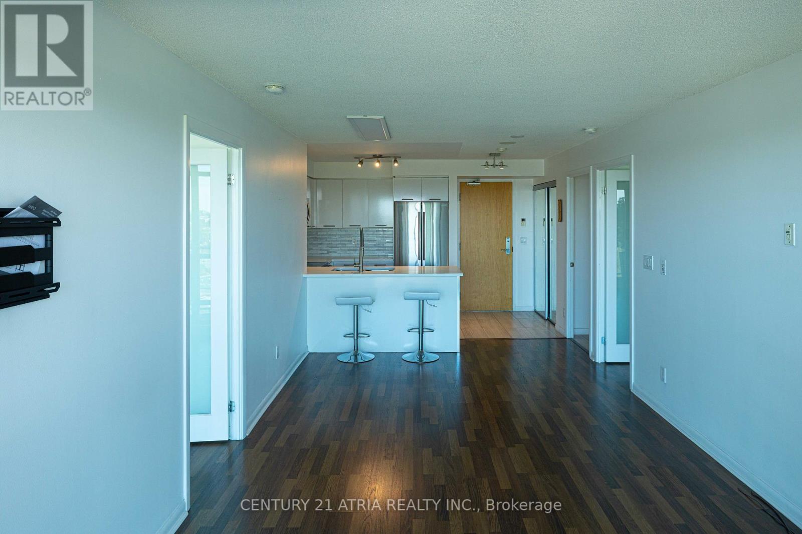 1704 - 185 Legion Road, Toronto, Ontario  M8Y 0A1 - Photo 4 - W12195804