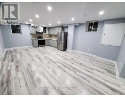 90 YARDLEY CRESCENT, Brampton, Ontario