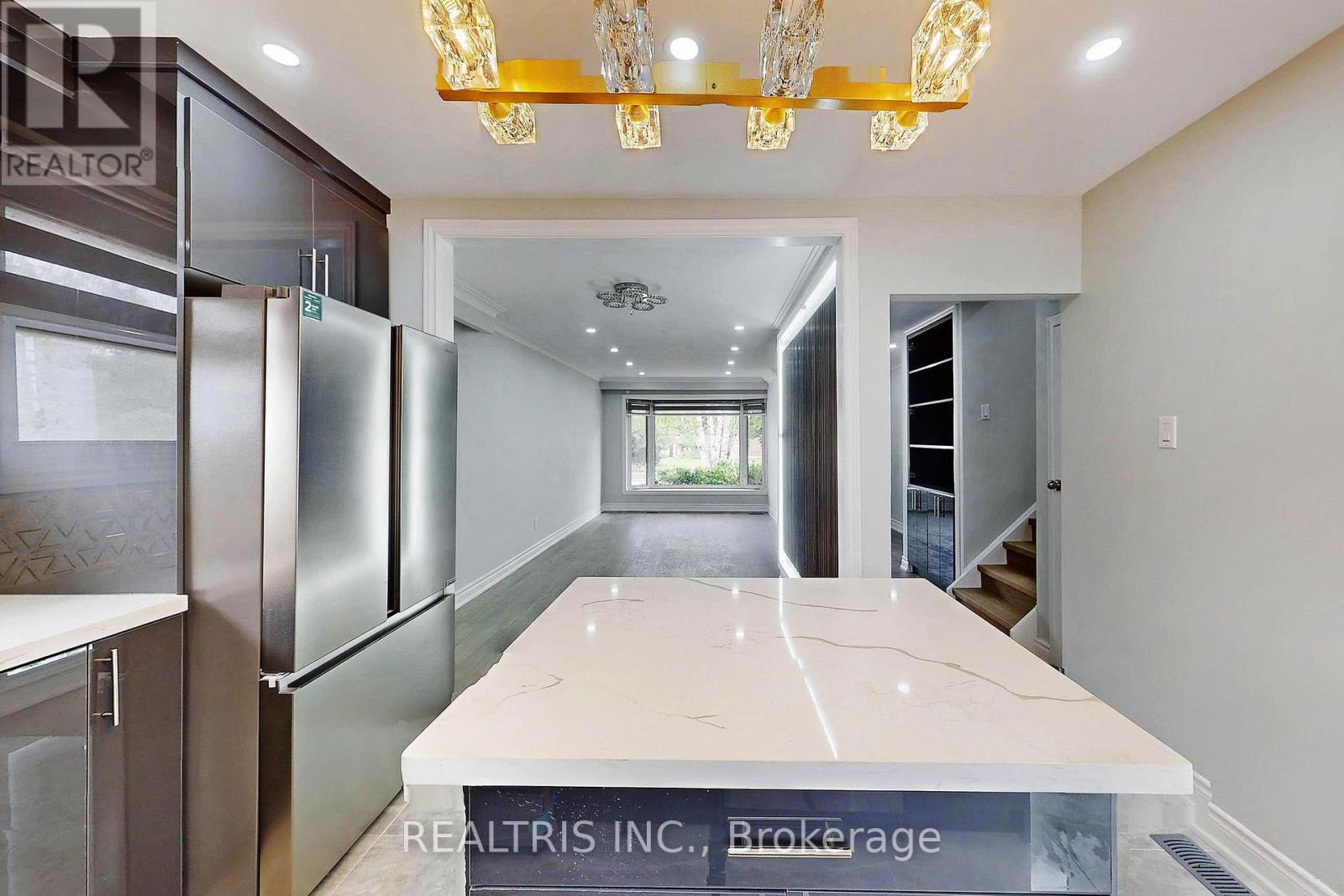 36 Tealham Drive, Toronto, Ontario  M9V 3T6 - Photo 20 - W12195813
