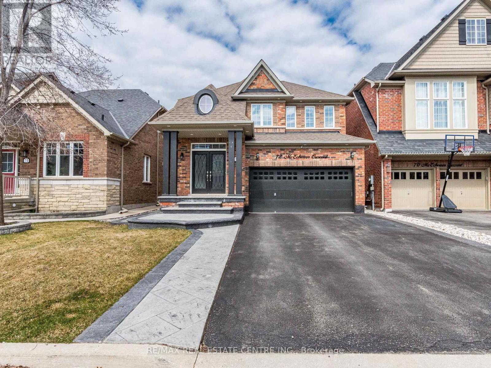 72 Mcechearn Crescent, Caledon, Ontario  L7C 3Y2 - Photo 2 - W12195828