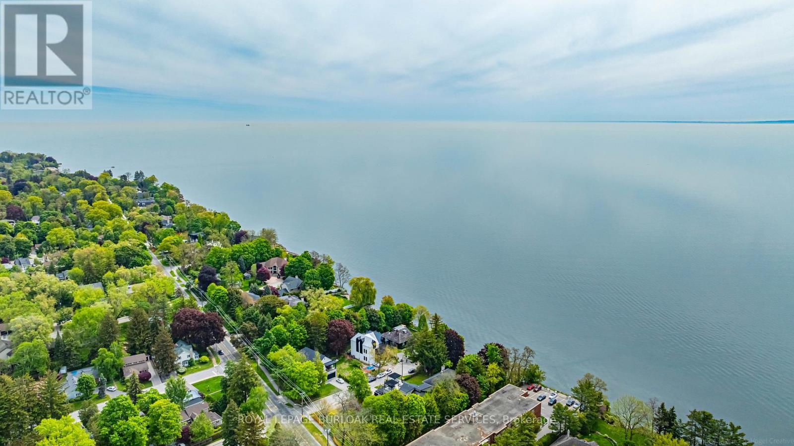 227 Green Street, Burlington, Ontario  L7R 0B1 - Photo 47 - W12195837